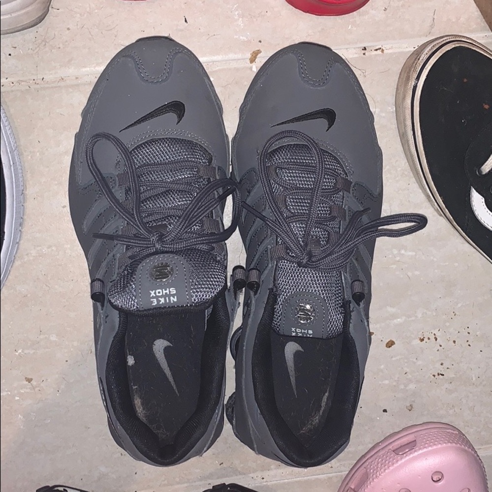 COPY - Nike shock like new worn once woman’s 9